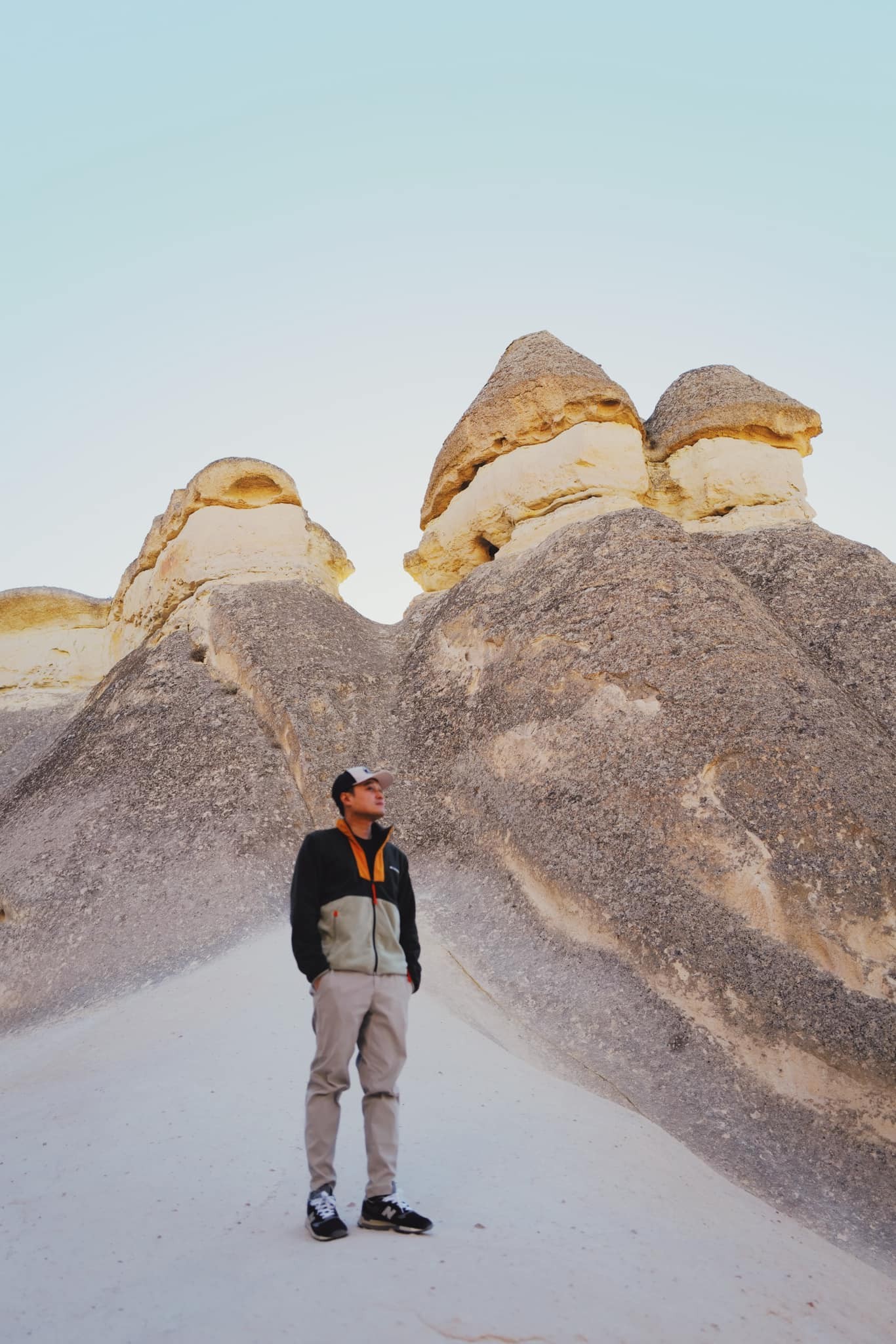 Quang Vinh đến Cappadocia: Thiên đường nhiếp ảnh với bầu trời đầy kinh khí cầu