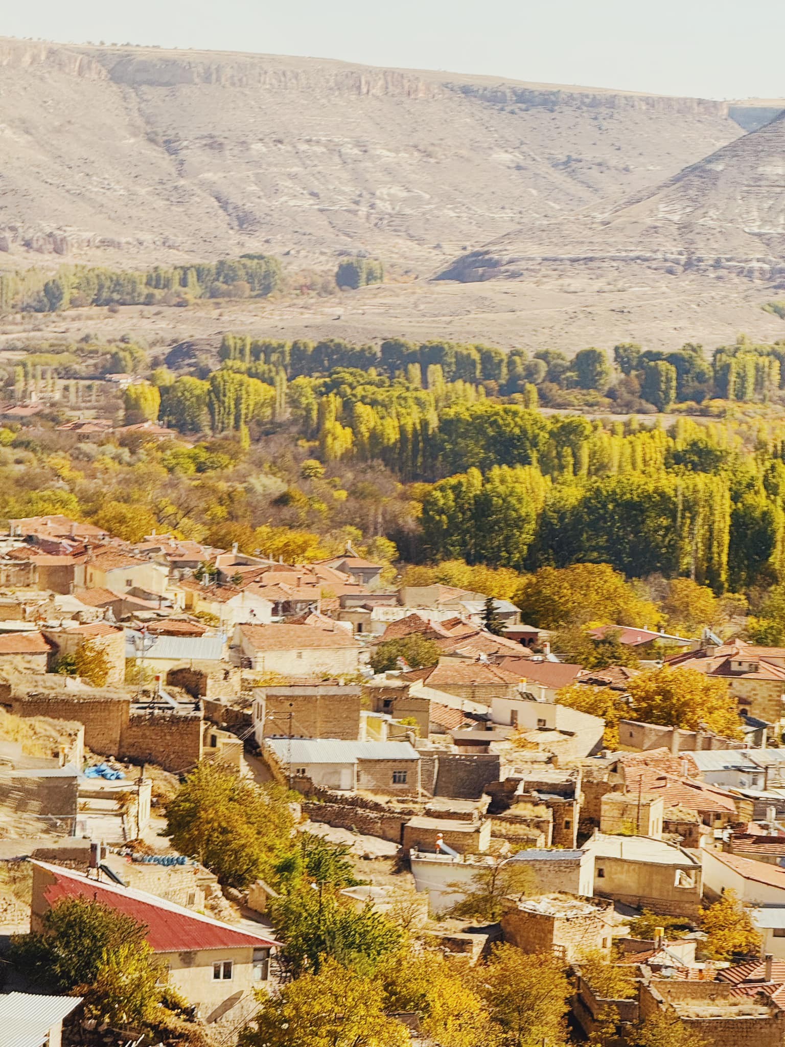 Quang Vinh đến Cappadocia: Thiên đường nhiếp ảnh với bầu trời đầy kinh khí cầu