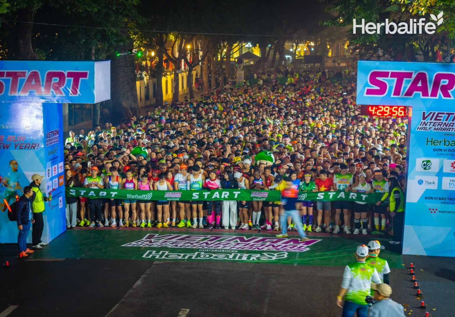 Giải Bán Marathon Quốc tế Việt Nam 2025 tài trợ bởi Herbalife – “Vietnam International Half Marathon 2025 powered by Herbalife.”