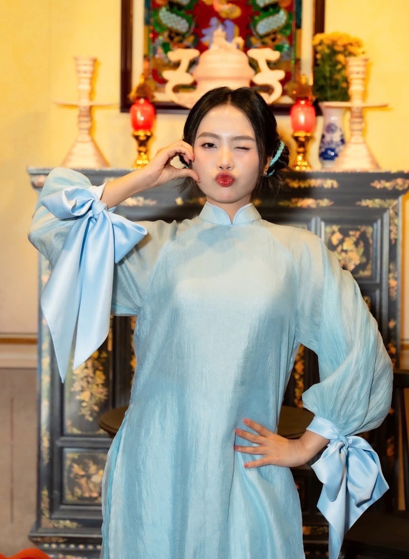 ao-dai-12-697-1681-1737864529.jpg