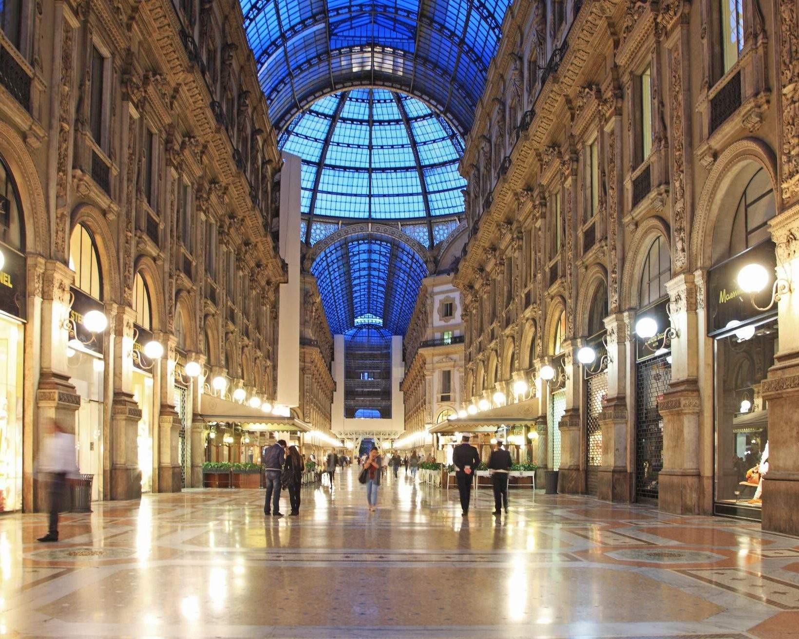 dest-italy-milan-galleria-vittorio-emanuele-ii-gettyimages-499090231-universal-within-usage-period-68164-1640x1312-1747215350-1747710387.jpg
