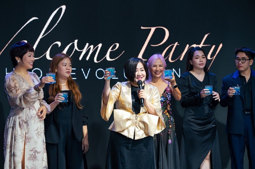 Aquafina Vietnam International Fashion Week khởi đầu đầy hoành tráng tại tiệc Welcome Party