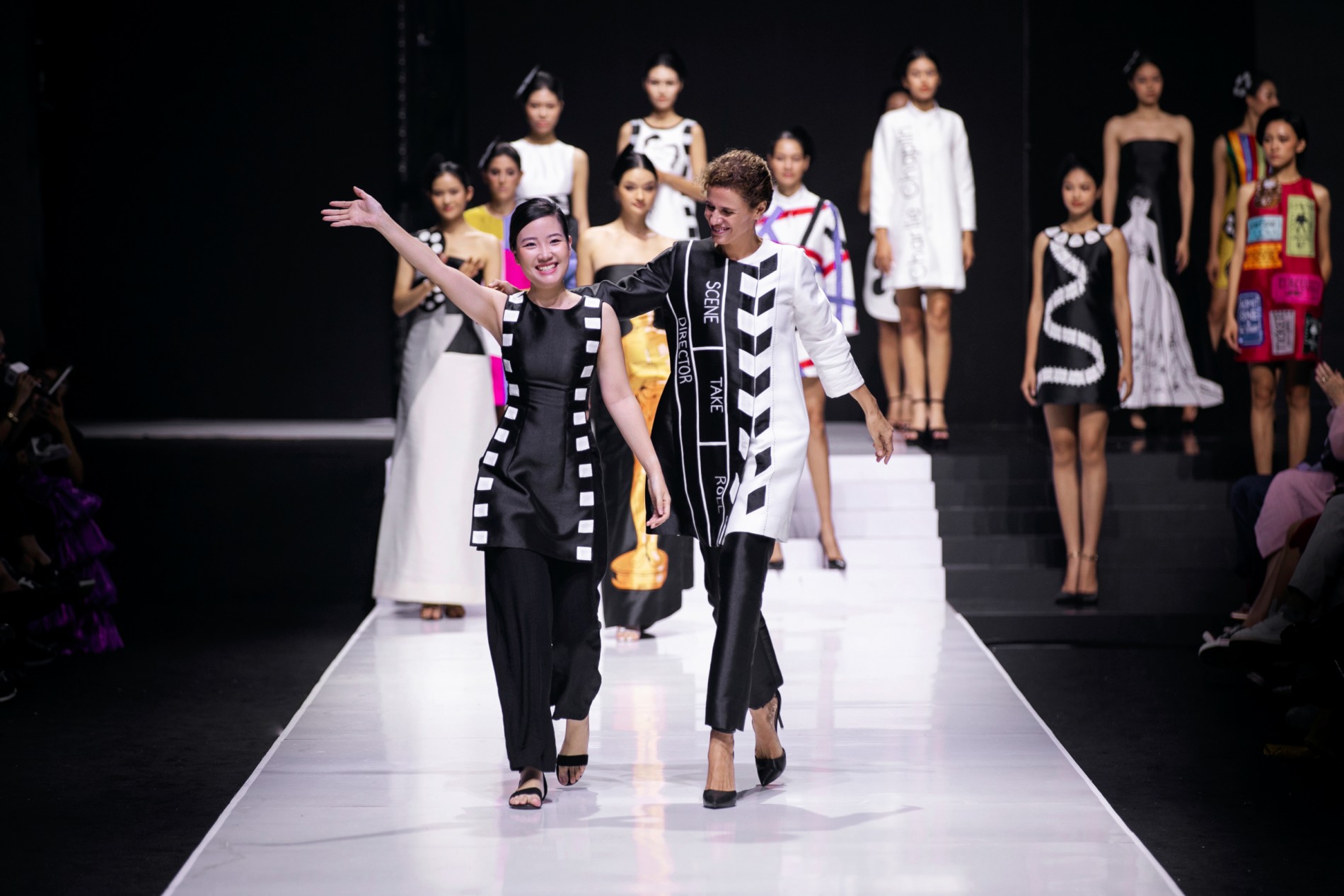 Chula Fashion và bản giao hưởng điện ảnh trên sàn catwalk với BST Cinema