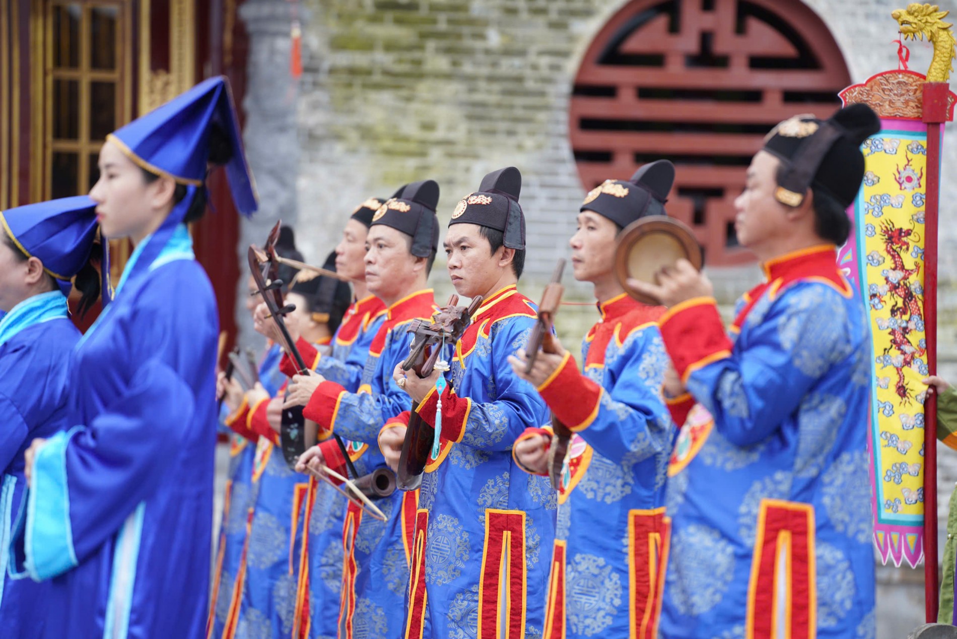 Những bản đúc nổi trên cửu đỉnh Huế là Di sản tư liệu thế giới