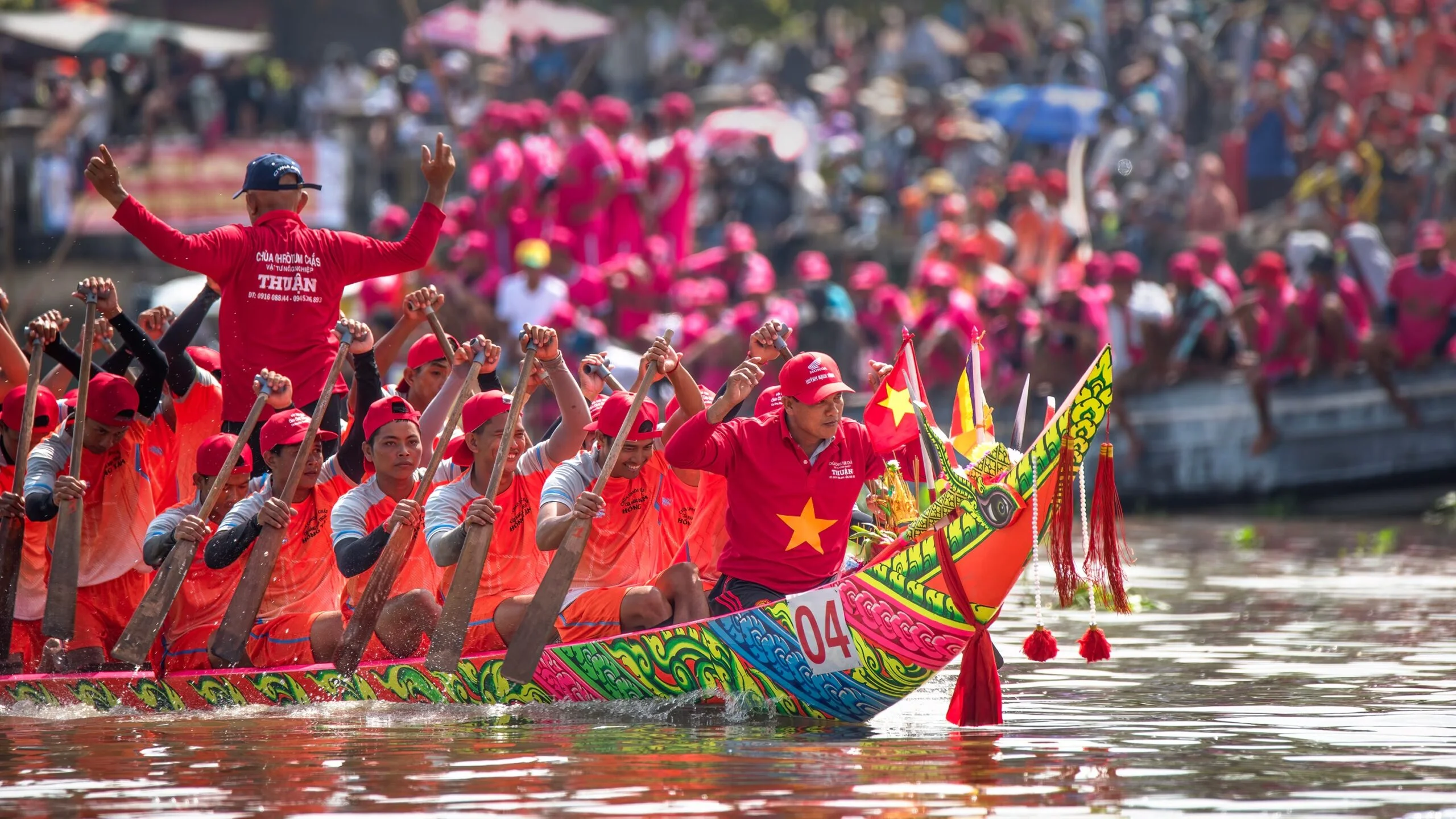 Lễ hội đua ghe ngo Sóc Trăng