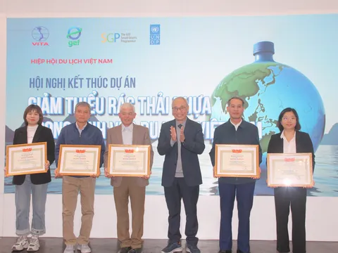 Hiệp hội Du lịch Việt Nam cùng UNDP tổng kết Dự án Giảm thiểu rác thải nhựa trong lĩnh vực du lịch